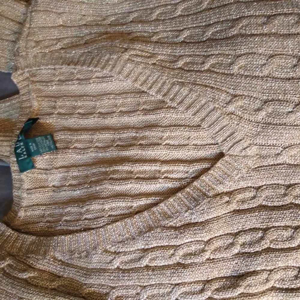 Ralph lauren gold silk blend metallic sweater,NWT,NO Noticable ISSUES As Is.